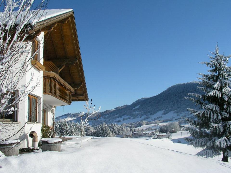 Ferienwohnungen Pension Sonnblick Krumbach  Eksteriør billede